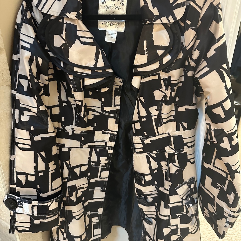 Nick and Mo Nordstrom Raincoat Size Medium